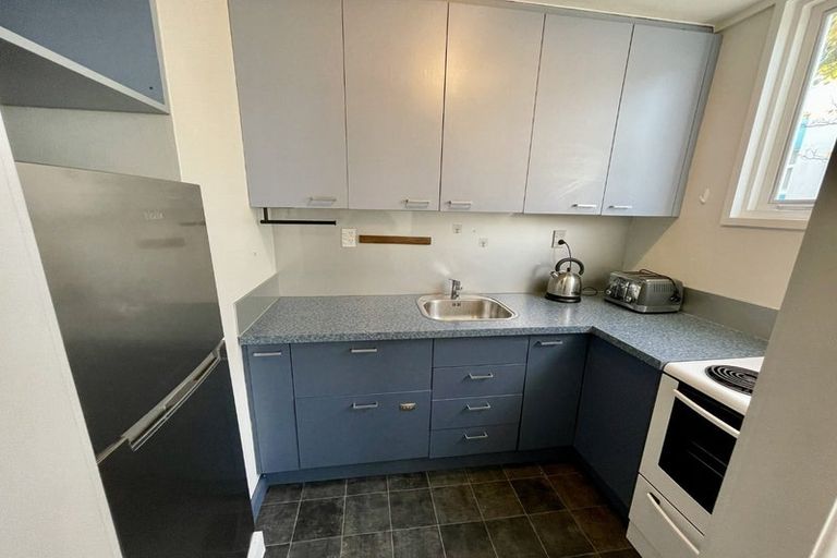 Photo of property in Armstrong Court, 12/12 Angus Avenue, Berhampore, Wellington, 6023
