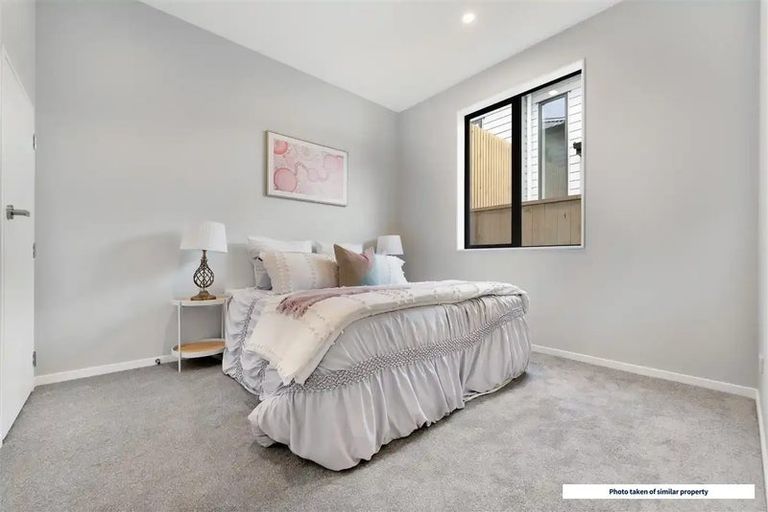 Photo of property in 36 Whakairo Crescent, Gulf Harbour, Whangaparaoa, 0930