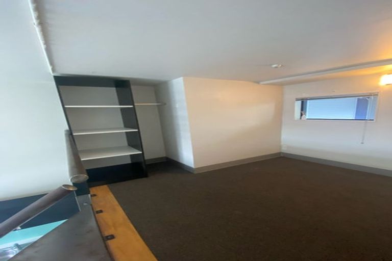 Photo of property in Urbane Apartments, 29/29 Webb Street, Mount Cook, Wellington, 6011