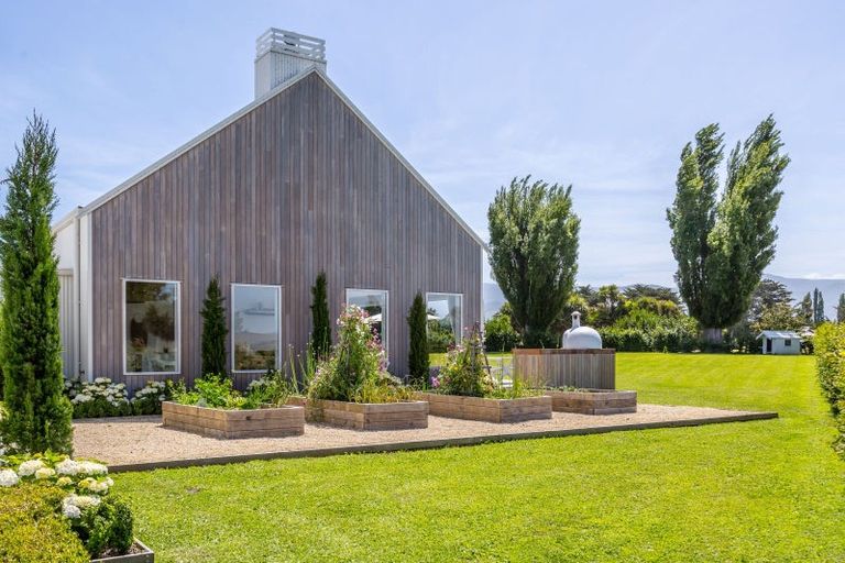 Photo of property in 194 Wood Street, Woodside, Greytown, 5794