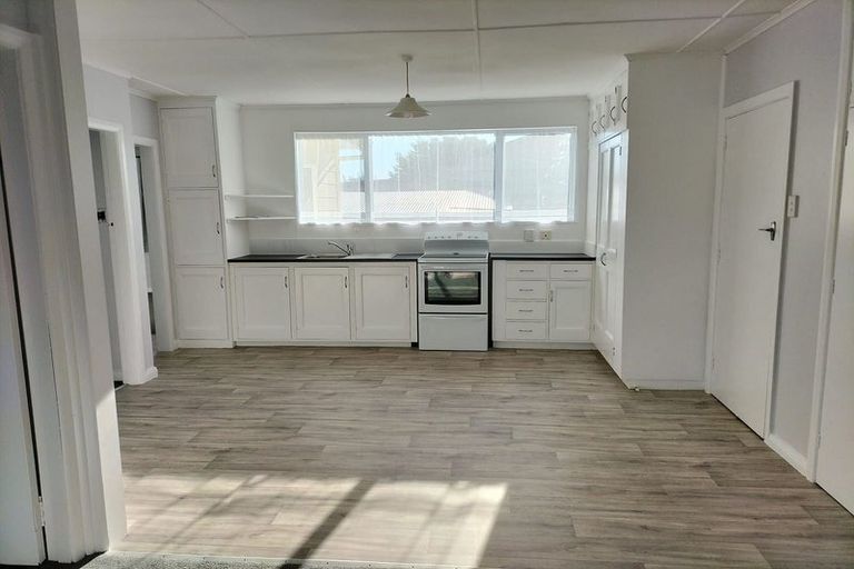 Photo of property in 143 Bartholomew Road, Levin, 5510