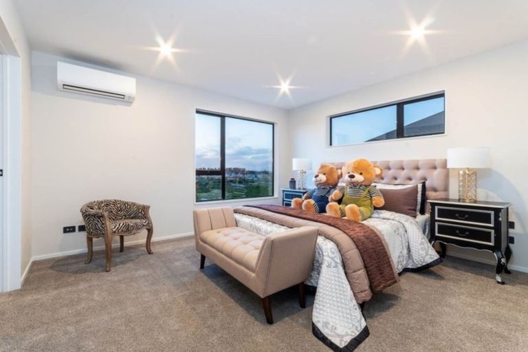 Photo of property in 18 Kokowai Parade, Hobsonville, Auckland, 0616