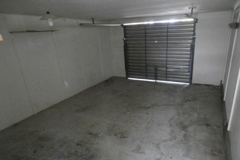 Photo of property in 2 Highgate Avenue, Merivale, Christchurch, 8014
