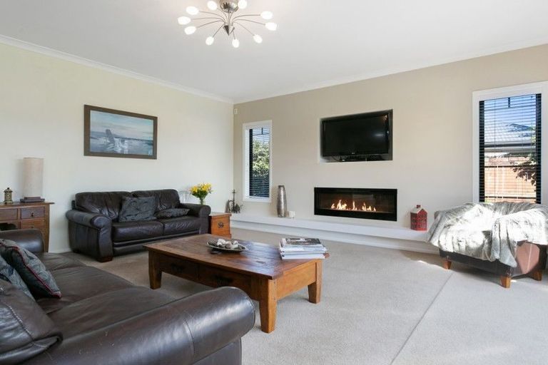 Photo of property in 13 Naomi Place, Cambridge, 3434