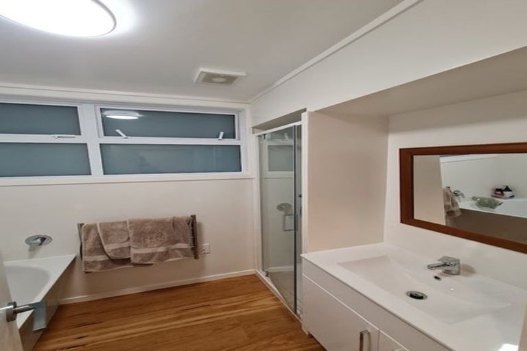 Photo of property in 81 Chamberlain Road, Karori, Wellington, 6012