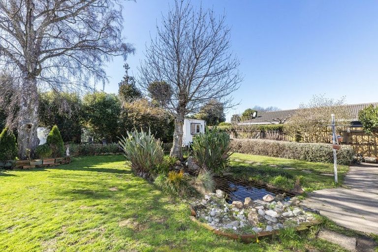 Photo of property in 54 Ambleside Drive, Burnside, Christchurch, 8053