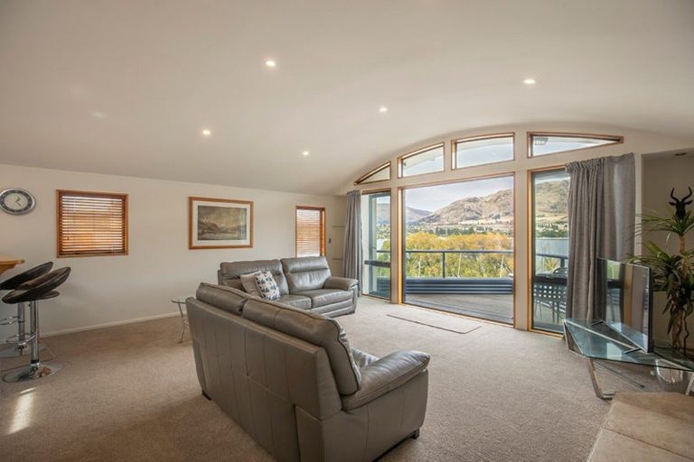 Photo of property in 141 Lakeside Road, Wanaka, 9305