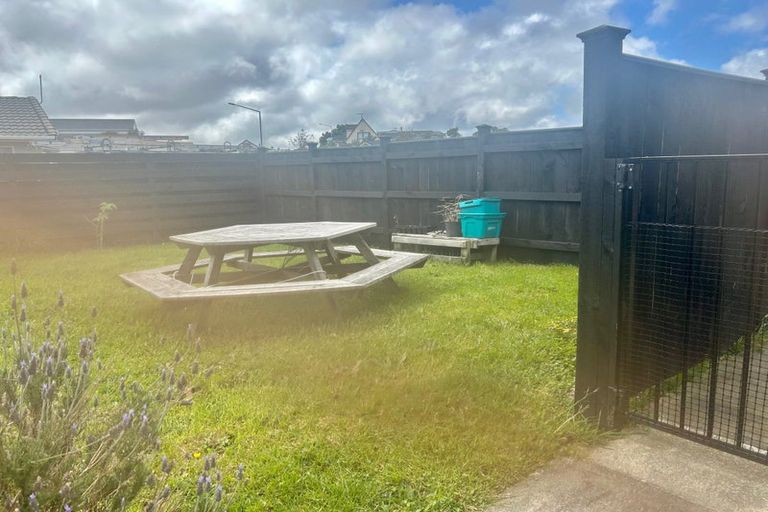 Photo of property in 300 Mitchell Street, Brooklyn, Wellington, 6021