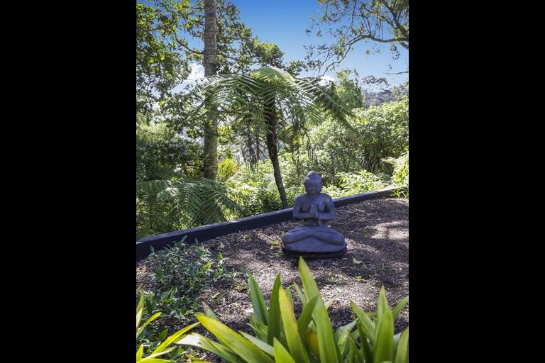 Photo of property in 559 South Titirangi Road, Titirangi, Auckland, 0604