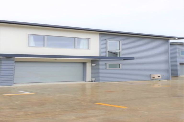 Photo of property in 11u2 Crosher Place, Silverdale, Hamilton, 3216