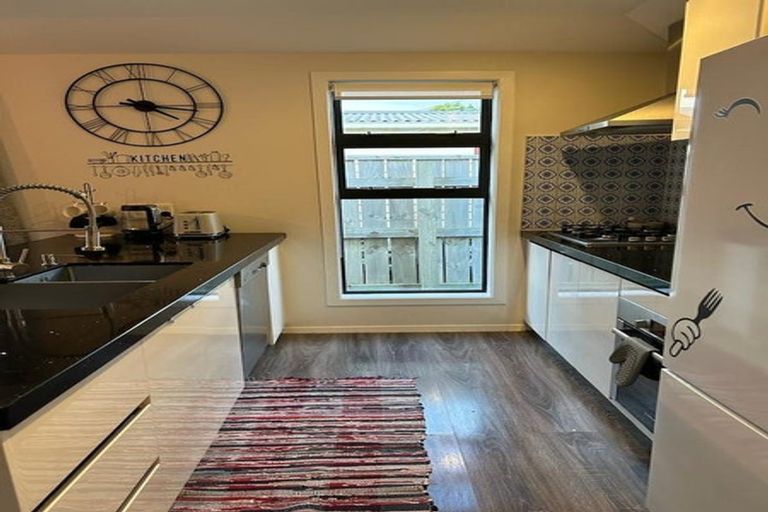 Photo of property in 12 Atiawa Crescent, Waiwhetu, Lower Hutt, 5010