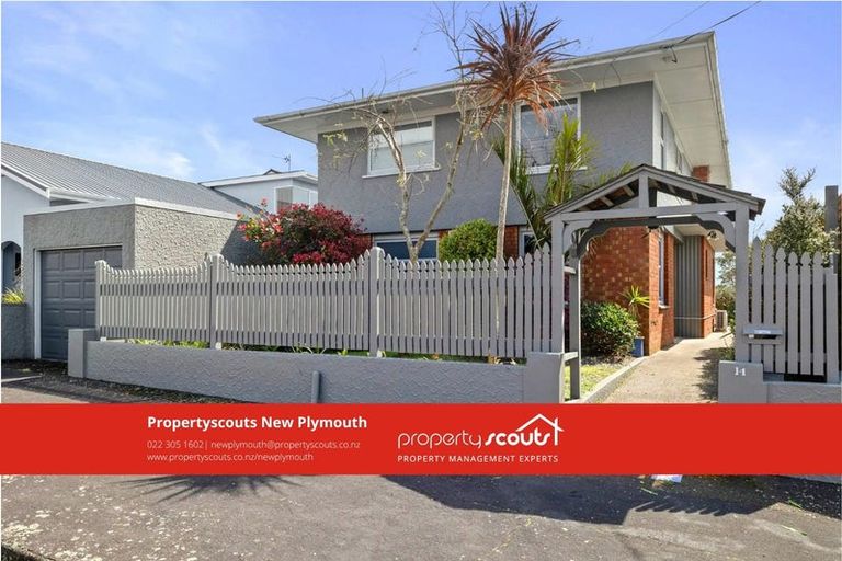Photo of property in 14 Barrett Street, Westown, New Plymouth, 4310