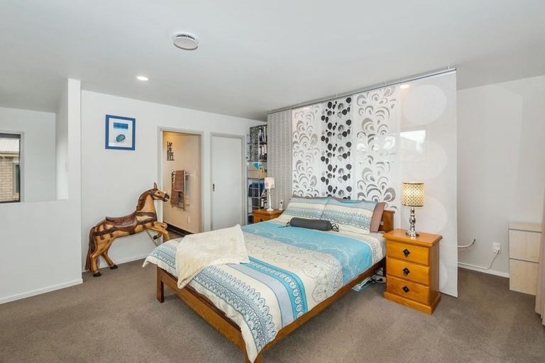 Photo of property in 157b Colwill Road, Massey, Auckland, 0614