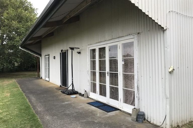 Photo of property in 222 Helvetia Road, Pukekohe, 2676