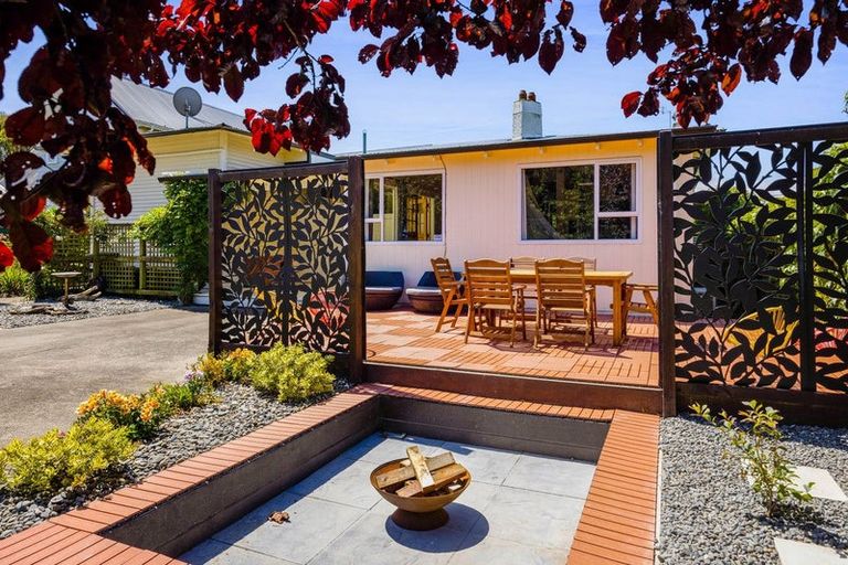 Photo of property in 187 South Road, Hawera, 4610