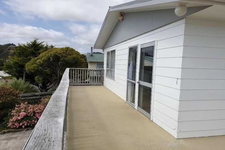 Photo of property in 16 Thimble Lane, Whitby, Porirua, 5024