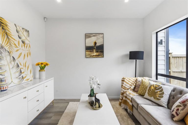 Photo of property in 48 Elevation Street, Flat Bush, Auckland, 2019