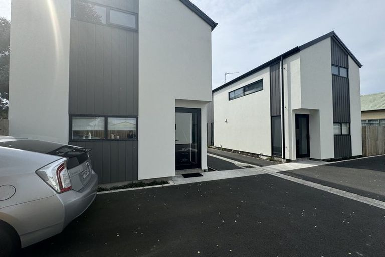 Photo of property in 2/40 Norwich Street, Linwood, Christchurch, 8062