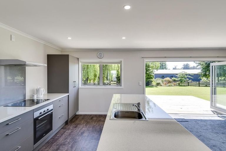 Photo of property in 35 Guy Street, Waipawa, 4210