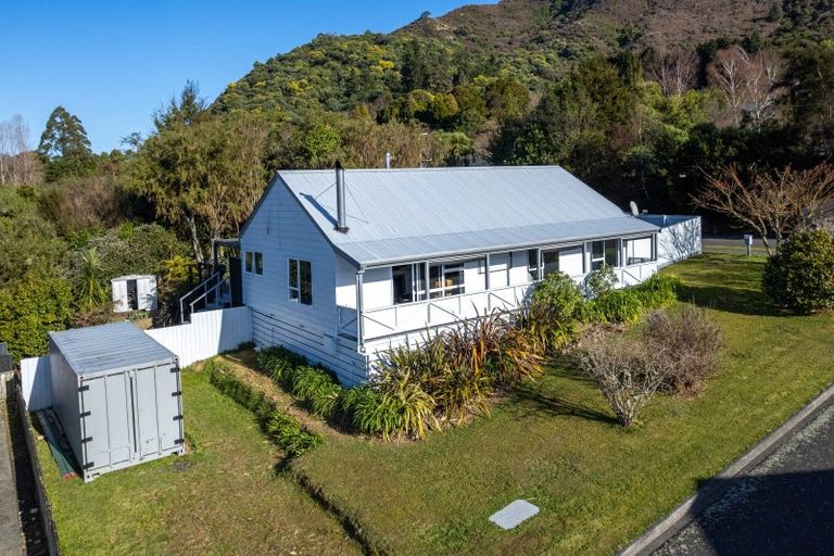 Photo of property in 2 Kaituna Place, Havelock, 7100