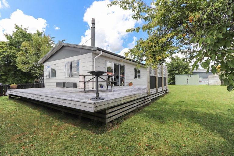 Photo of property in 19 Tawari Street, Inglewood, 4330