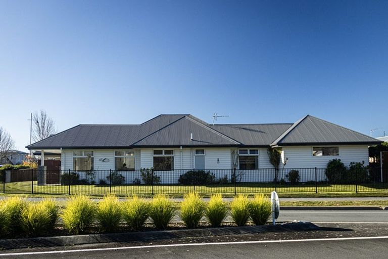 Photo of property in 95 Pegasus Boulevard, Pegasus, 7612