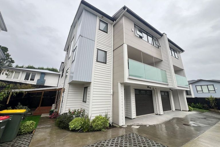 Photo of property in 28b Routley Drive, Glen Eden, Auckland, 0602