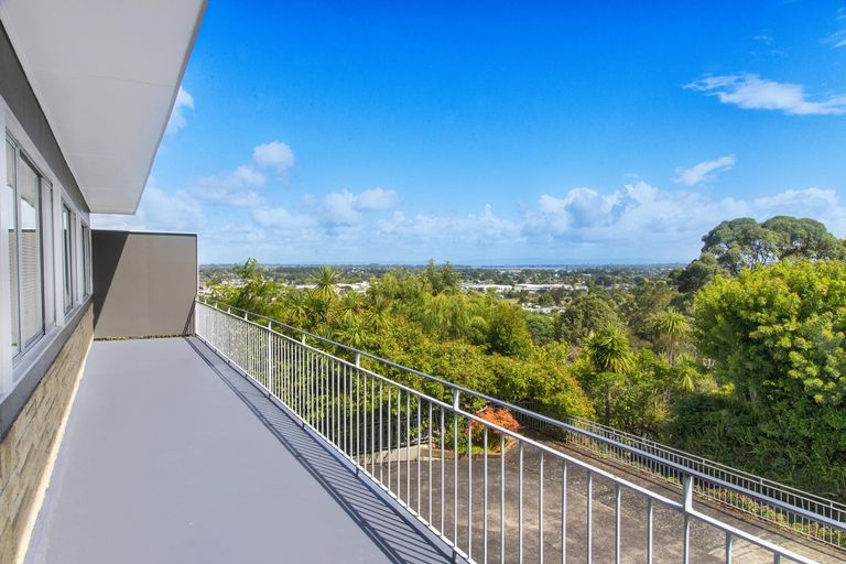 Photo of property in 19 Brooke Road, Red Hill, Papakura, 2110