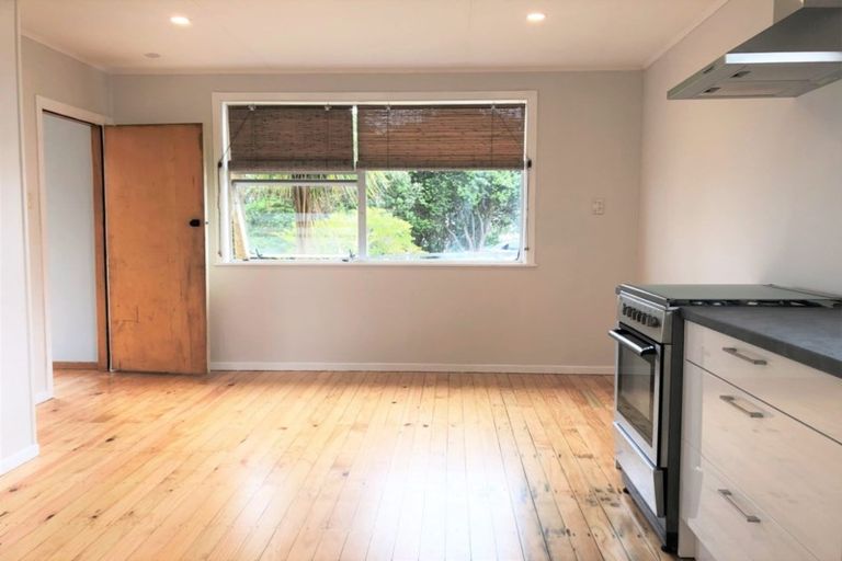 Photo of property in 54 Marama Crescent, Spotswood, New Plymouth, 4310