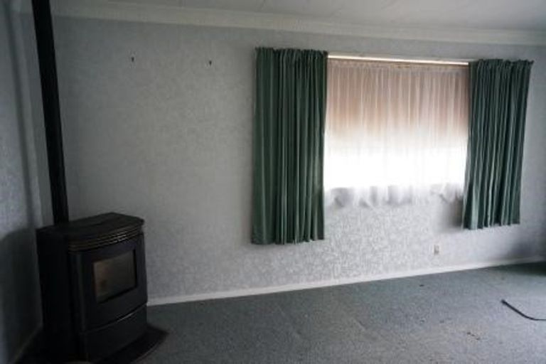 Photo of property in 3b Queen Street, Rangiora, 7400