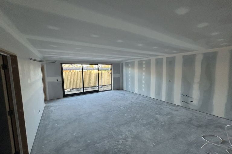 Photo of property in 48 Seymour Street, Hornby, Christchurch, 8042