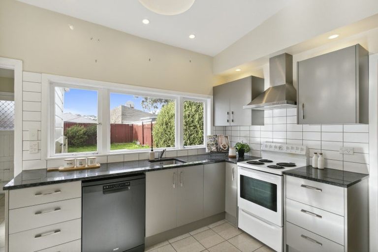 Photo of property in 35 Yule Street, Kilbirnie, Wellington, 6022