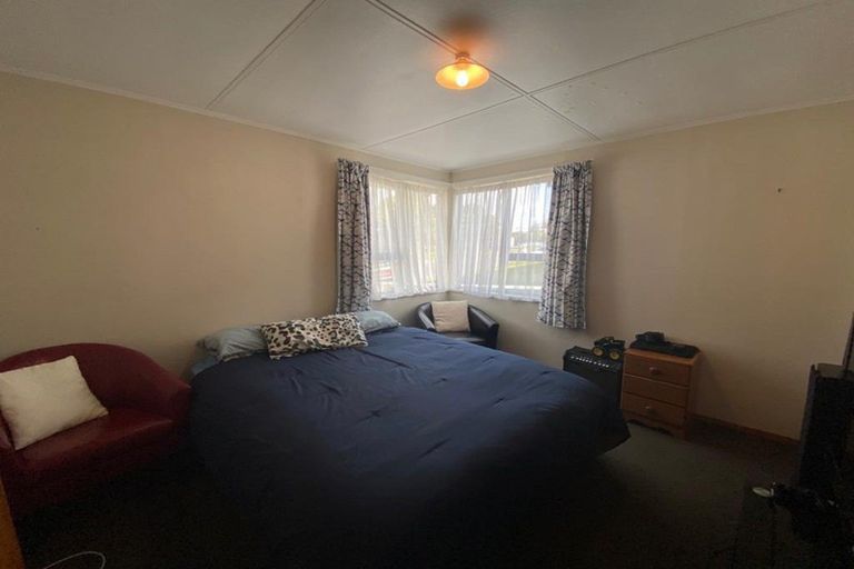 Photo of property in 28 Warwick Road, Stratford, 4332