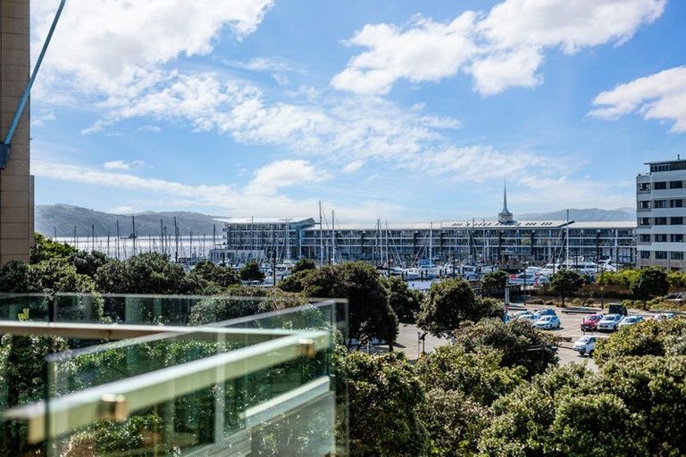 Photo of property in Piermont Apartments, 3d/82 Cable Street, Te Aro, Wellington, 6011