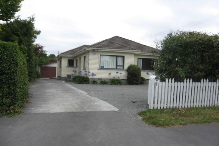 Photo of property in 92 Suva Street, Upper Riccarton, Christchurch, 8041