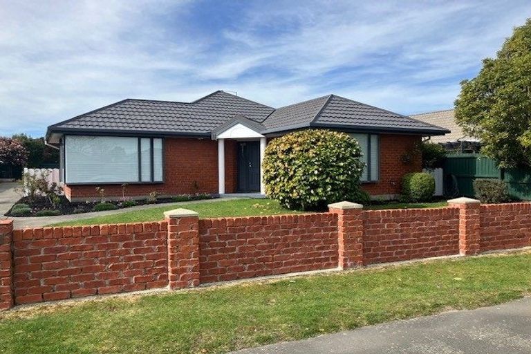 Photo of property in 31 Kintyre Drive, Broomfield, Christchurch, 8042