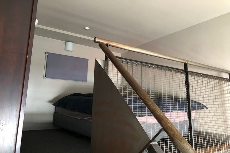 Photo of property in Urbane Apartments, 29/29 Webb Street, Mount Cook, Wellington, 6011