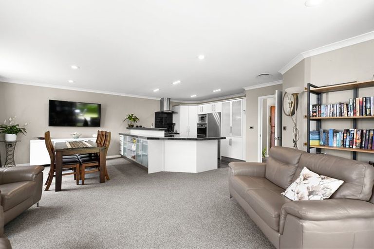 Photo of property in 392a Hukanui Road, Rototuna, Hamilton, 3210