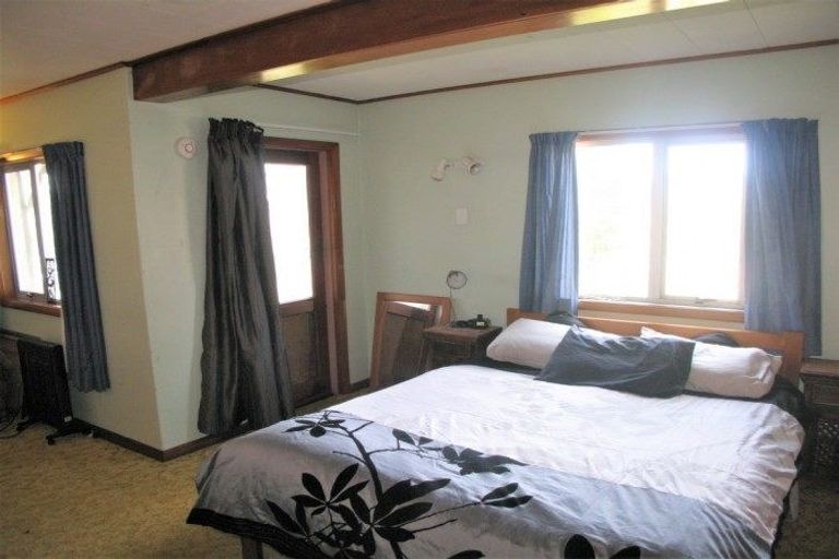 Photo of property in 12 Orbell Street, Dalmore, Dunedin, 9010