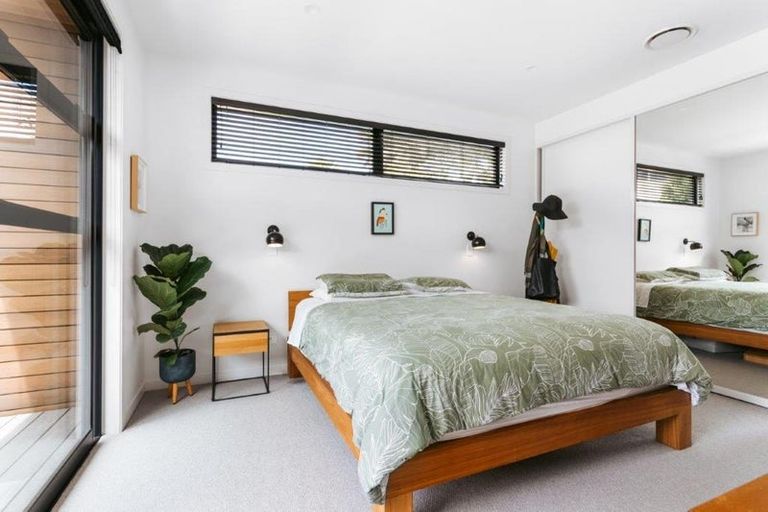 Photo of property in 94 Monument Road, Clevedon, Papakura, 2582