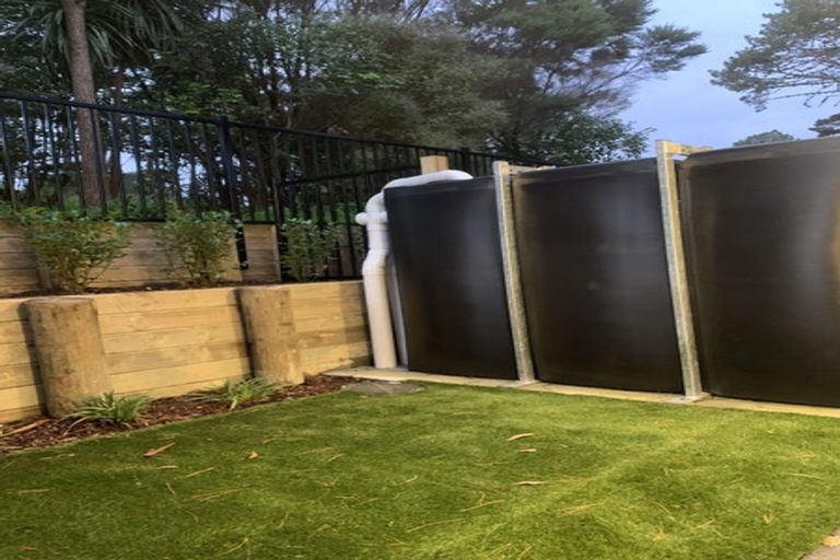 Photo of property in 4/58 Kemp Road, Massey, Auckland, 0614