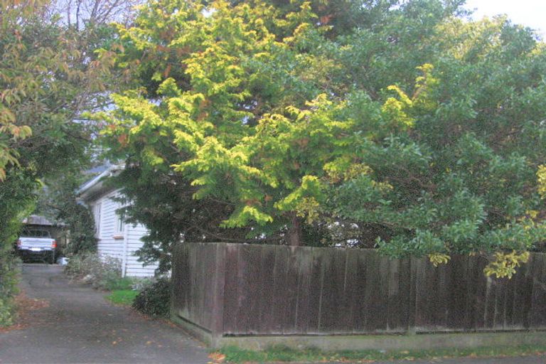 Photo of property in 18 Fuller Grove, Woburn, Lower Hutt, 5010