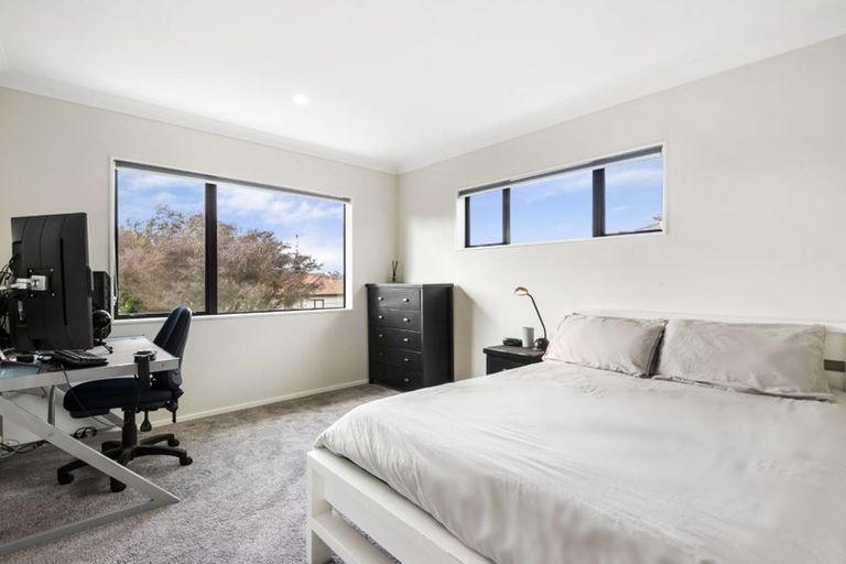 Photo of property in 29 Laurel Oak Drive, Schnapper Rock, Auckland, 0632