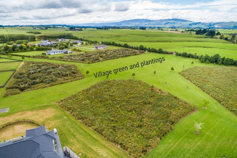 Photo of property in 3 Paterson Lane, Kelvin Grove, 4470