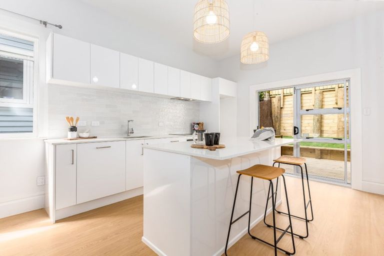 Photo of property in 39 Hohiria Road, Hataitai, Wellington, 6021