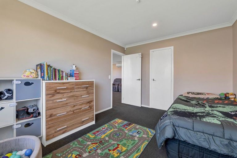 Photo of property in 63 Domett Street, Waitara, 4320