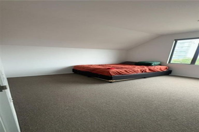 Photo of property in 383 Adelaide Road, Newtown, Wellington, 6021