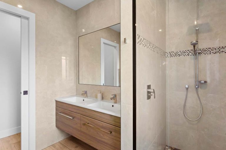 Photo of property in 9 Lamont Place, Waikanae, 5036