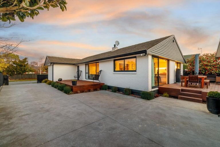 Photo of property in 11 Ashbourne Street, Burnside, Christchurch, 8053