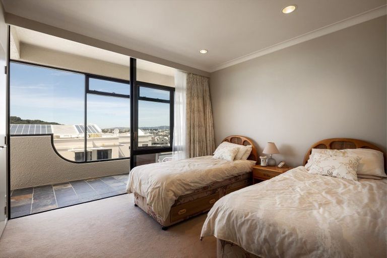 Photo of property in 21 Maunganui Road, Mount Maunganui, 3116